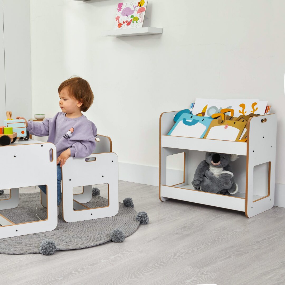 Dove boekenrek met 2 niveaus in wit | Scandinavisch design met draaggrepen - productafbeelding Dove boekenrek met 2 niveaus in wit | Scandinavisch design met draaggrepen - productafbeelding | Cozy Collections