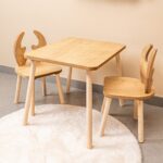 Tafelset met 2 stoeltjes hert van natuurhout | Design Hert - galeriefoto 3 | Cozy Collections