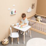 Tafelset met 2 stoeltjes wit konijn van natuurhout | Montessori - galeriefoto 2 | Cozy Collections