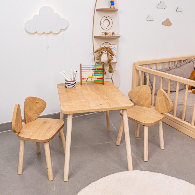 Ensemble Table et 2 Chaises Oreilles Chien en Bois Naturel | Design Puppy | Cozy Collections