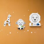Kinderwandrek met 3 safaridieren van natuurhout | Leeuw, aap en giraffe - productafbeelding | Cozy Collections