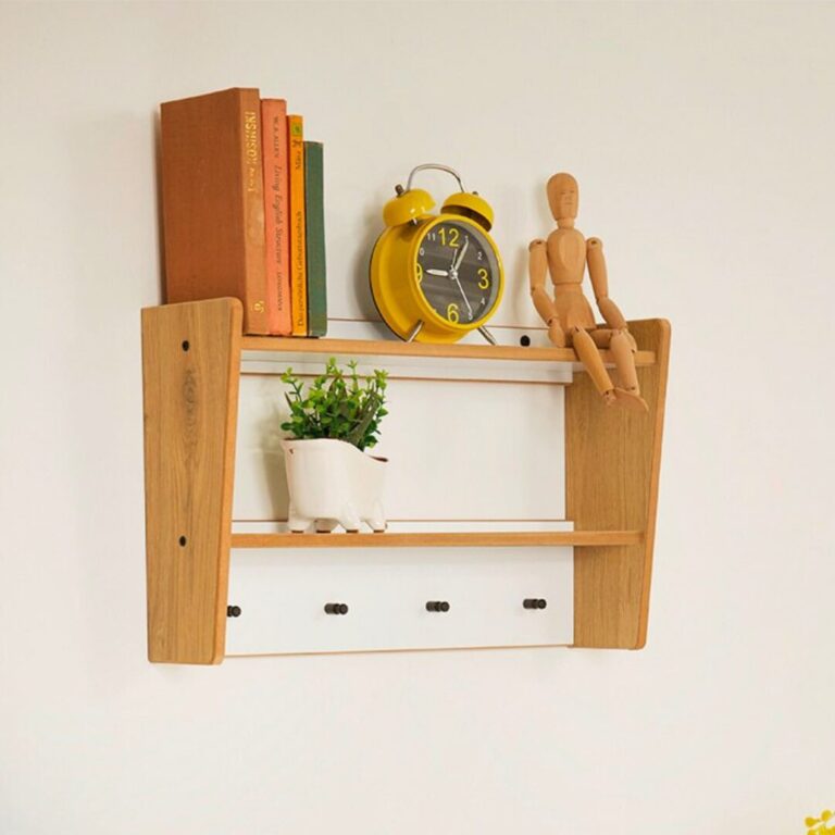 Étagère Murale Enfant avec Crochets – Grue Montessori Bois Naturel et Blanc | Cozy Collections