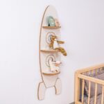 Wandrek raket van wit en natuurhout | 3 opbergvakken - productafbeelding | Cozy Collections