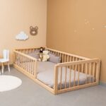 Lit Montessori Évolutif en Bois de Hêtre Naturel avec Barrière Amovible | Cozy Collections