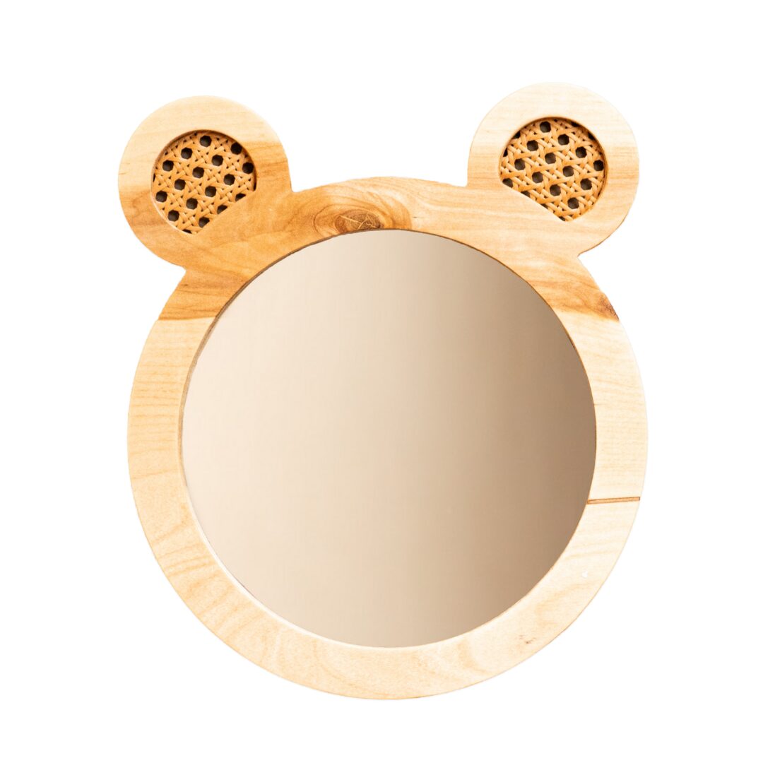 Decoratieve wandspiegel beer van natuurhout voor de kinderkamer - productafbeelding Decoratieve wandspiegel beer van natuurhout voor de kinderkamer - productafbeelding | Cozy Collections