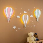 Veilleuse Murale LED Montgolfière Cappadoce en Bois Peint à la Main | Cozy Collections