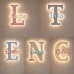 Veilleuse Initiale Personnalisée avec Prénom LED en Bois | Lampe Murale Chambre Bébé et Enfant | Cozy Collections