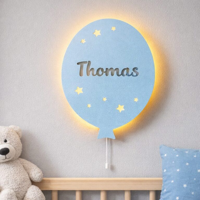 Veilleuse Ballon Personnalisée avec Prénom | Veilleuse Murale LED en Bois pour Chambre Bébé et Enfant | Cozy Collections