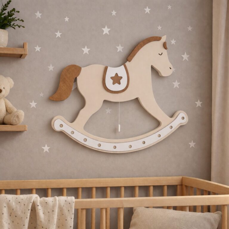 Veilleuse Murale Cheval à Bascule LED | Bois Naturel Chambre Bébé | Cozy Collections